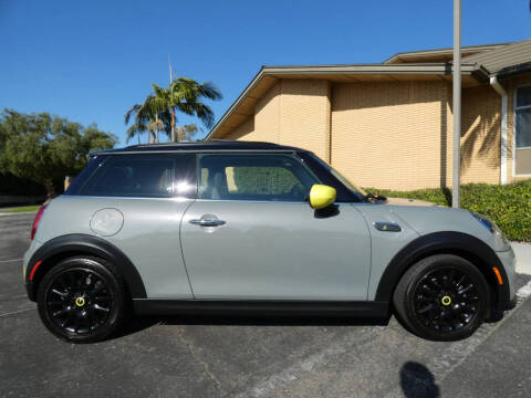 2022 MINI Hardtop 2 Door Cooper SE