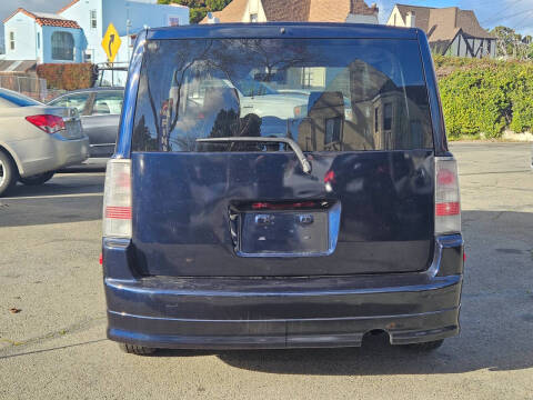 2006 Scion xB