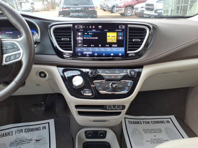 2021 Chrysler Pacifica Touring L