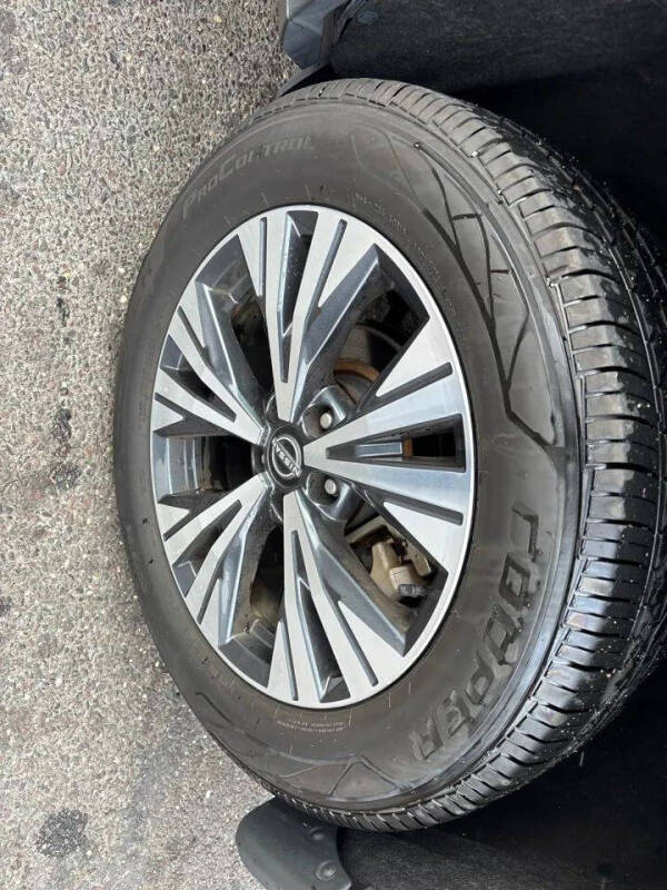 2022 Nissan Rogue SV