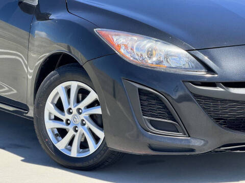 2011 Mazda MAZDA3 i Touring