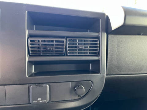 2024 Chevrolet Express 2500