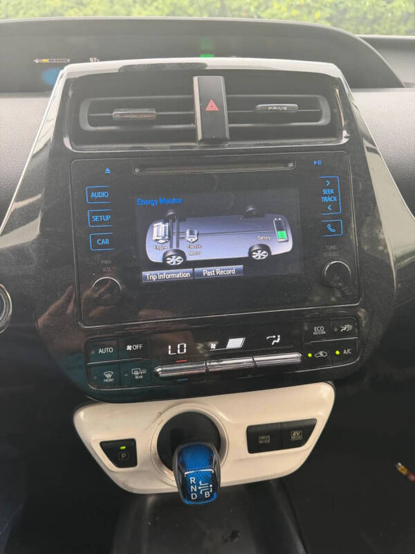 2018 Toyota Prius One