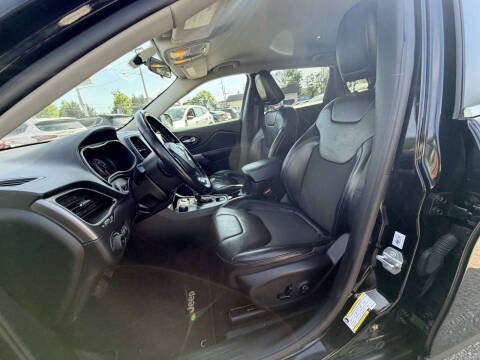 2019 Jeep Cherokee Latitude Plus