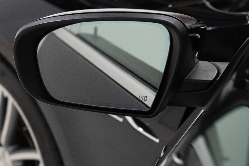 2017 Maserati Ghibli