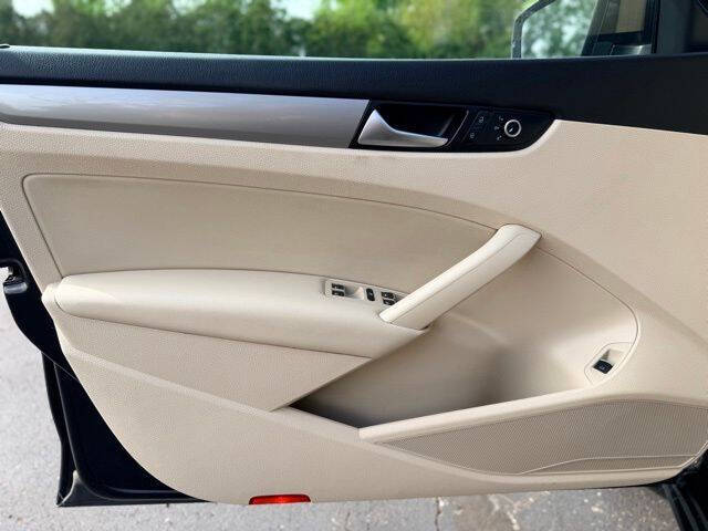 2014 Volkswagen Passat