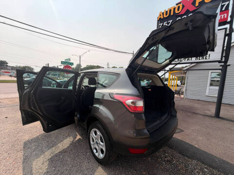 2017 Ford Escape S