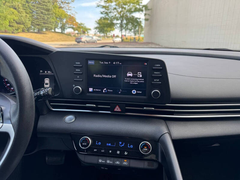 2021 Hyundai Elantra SEL