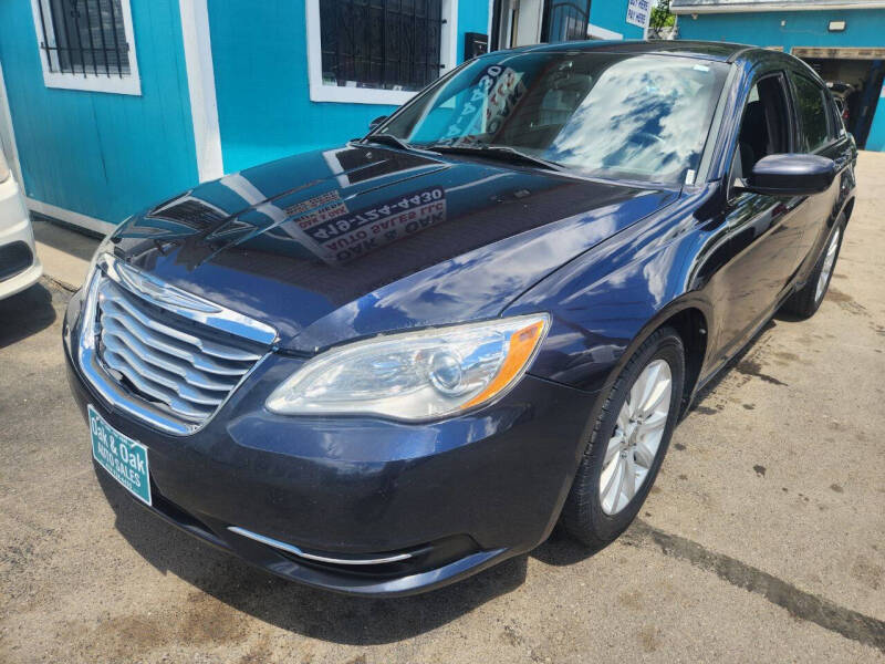 2012 Chrysler 200 Touring