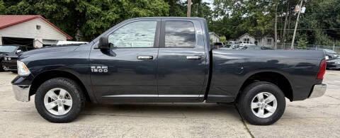 2017 RAM 1500 SLT