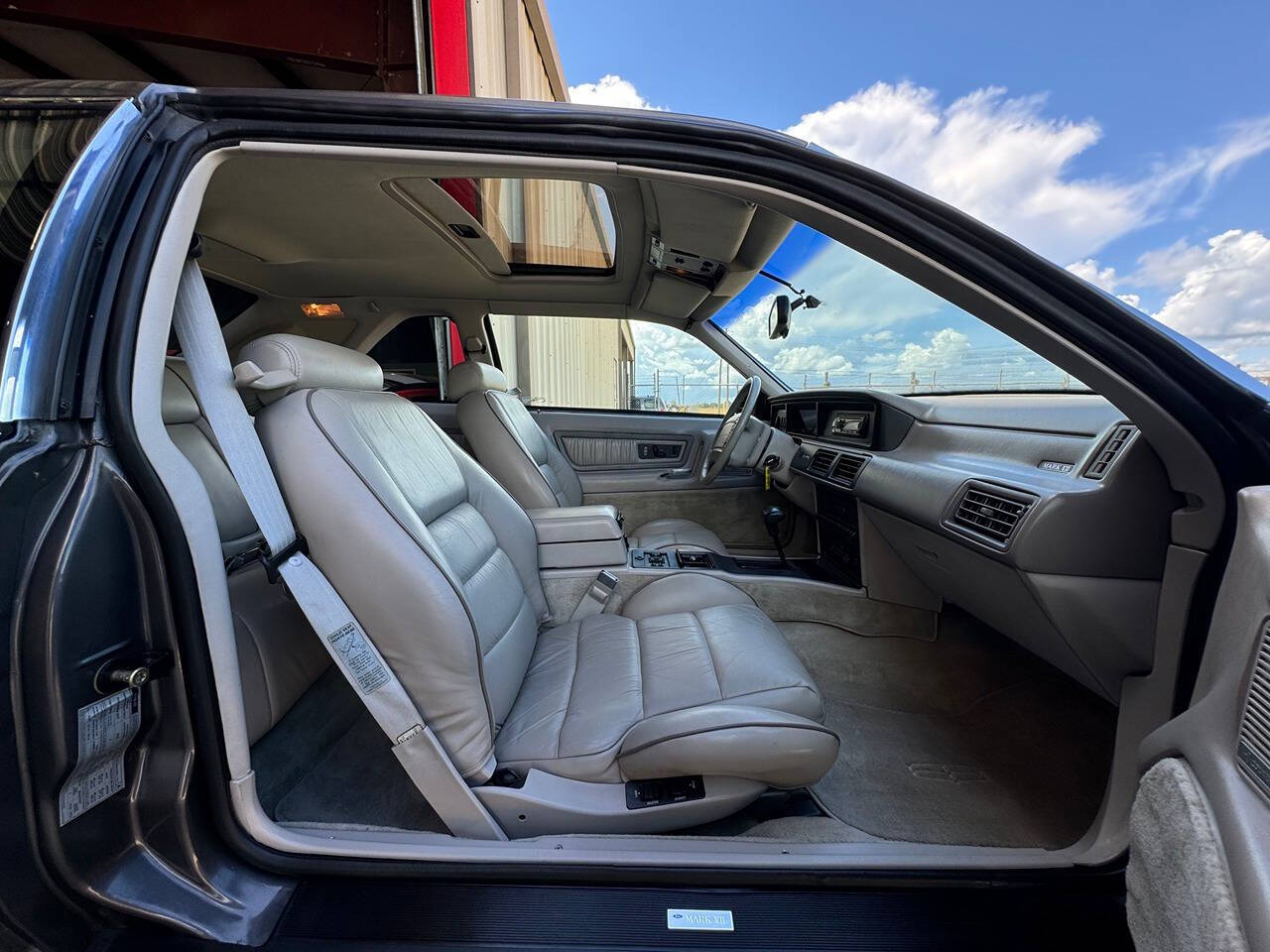 1992 Lincoln Mark VII for sale at Carnival Car Company in Victoria, TX