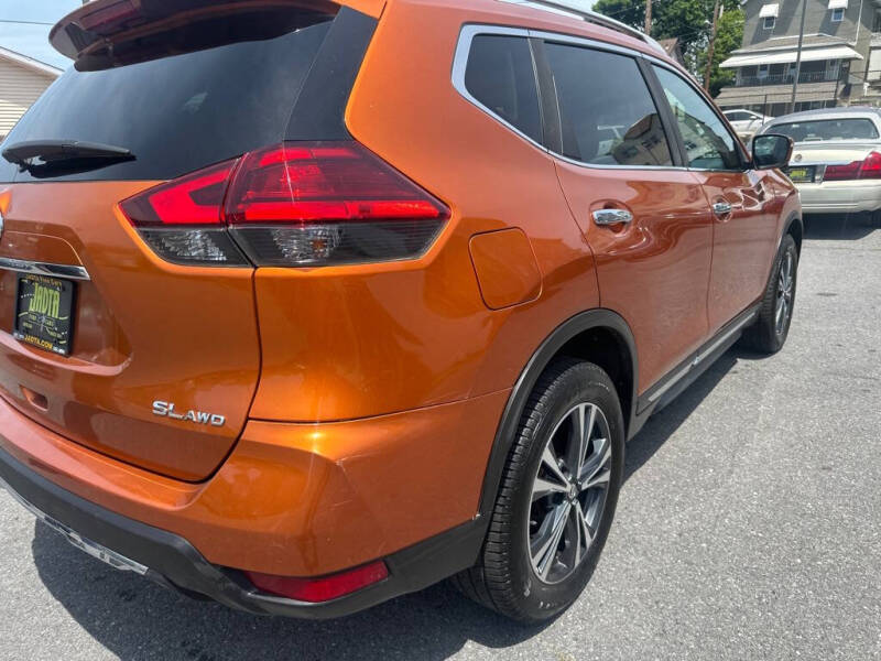 2017 Nissan Rogue