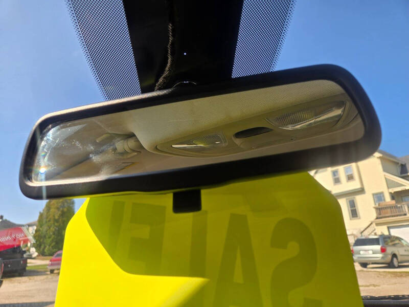 2017 Chrysler 200 LX