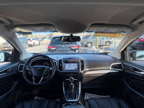 2018 Ford Edge Titanium