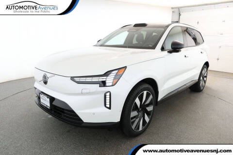 2025 Volvo EX90 Twin Plus 7P