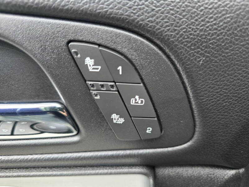 2011 Chevrolet Avalanche LT
