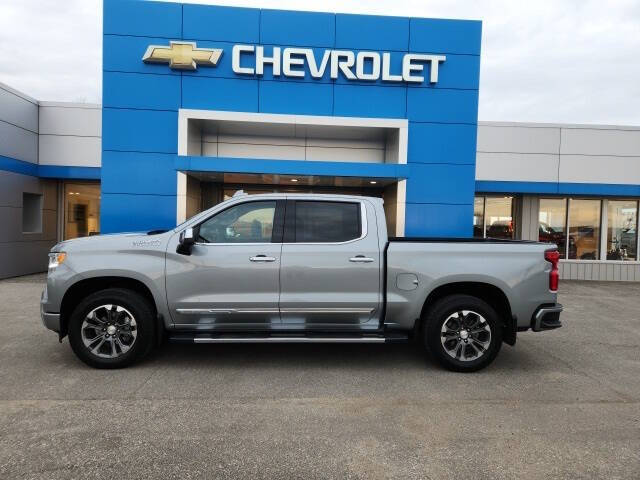 2025 Chevrolet Silverado 1500 High Country's photo