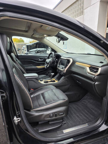 2018 GMC Acadia Denali