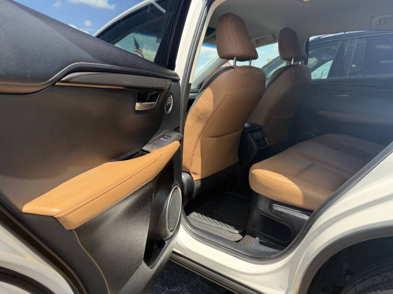 2017 Lexus NX 200t