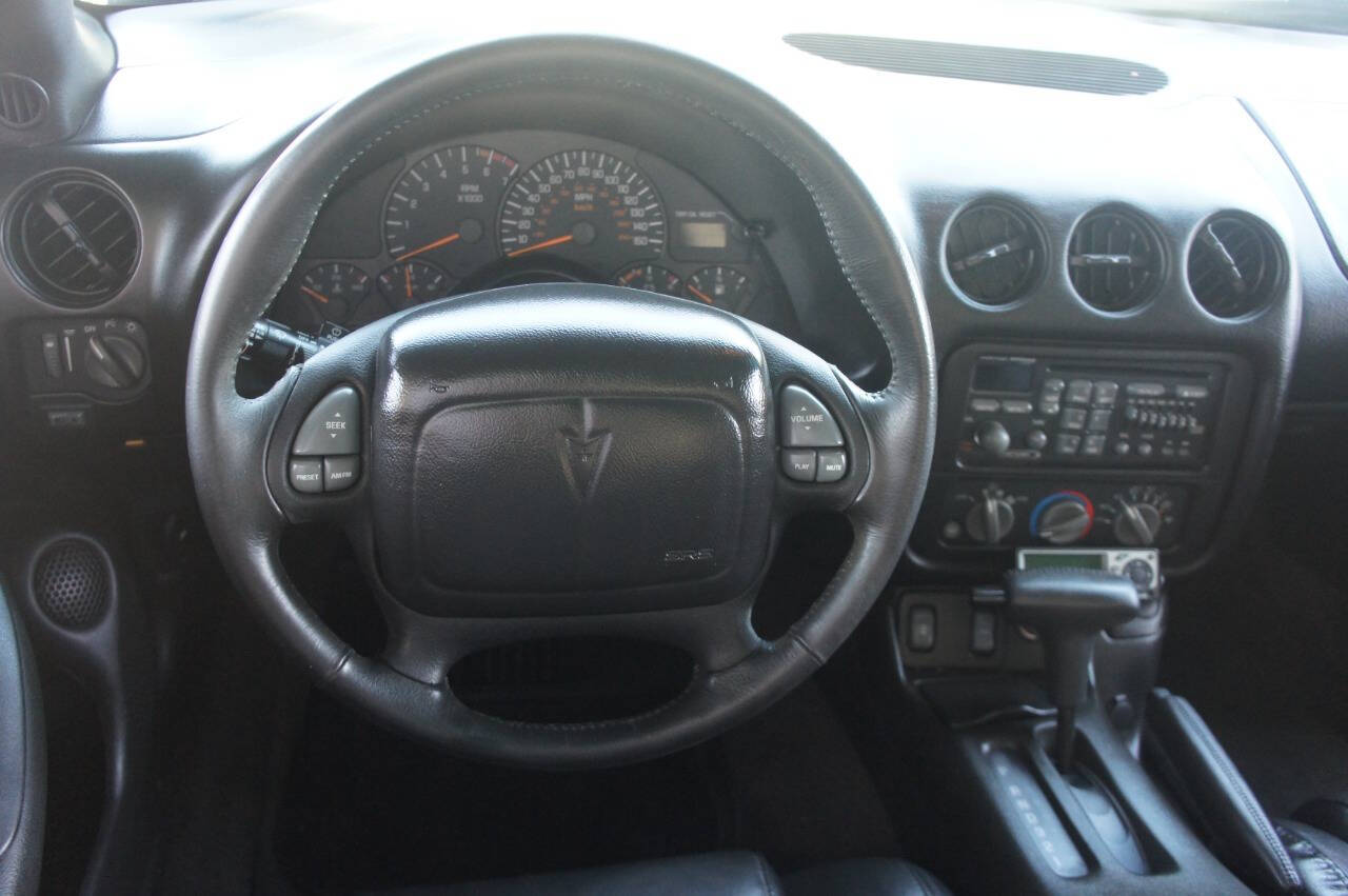 2002 Pontiac Firebird 33