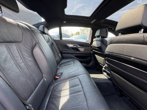 2019 BMW 7 Series 740i