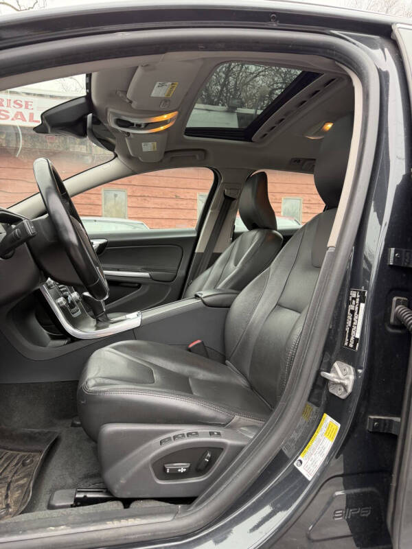 2015 Volvo V60 T5 Drive-E Premier