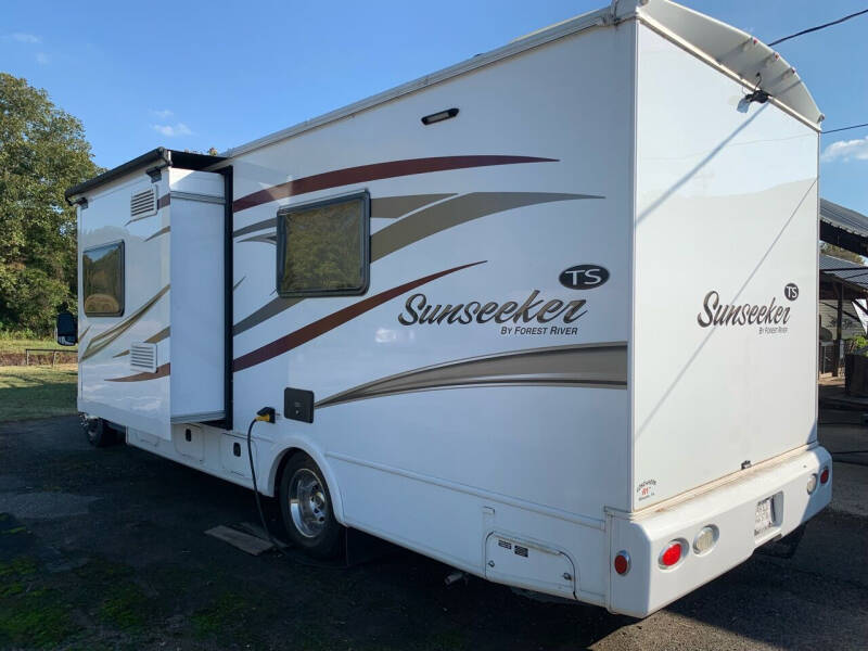 2017 FOR SALE!!  Forest River Sunseeker 2370 for sale at S & R RV Sales & Rentals, LLC in Marshall TX