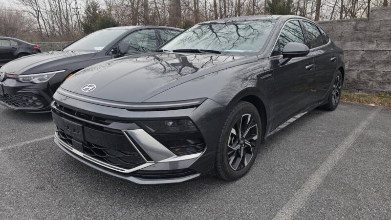 2025 Hyundai Sonata SEL's photo