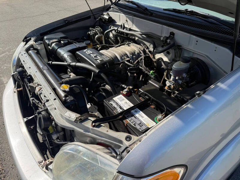 2004 Toyota Sequoia Limited