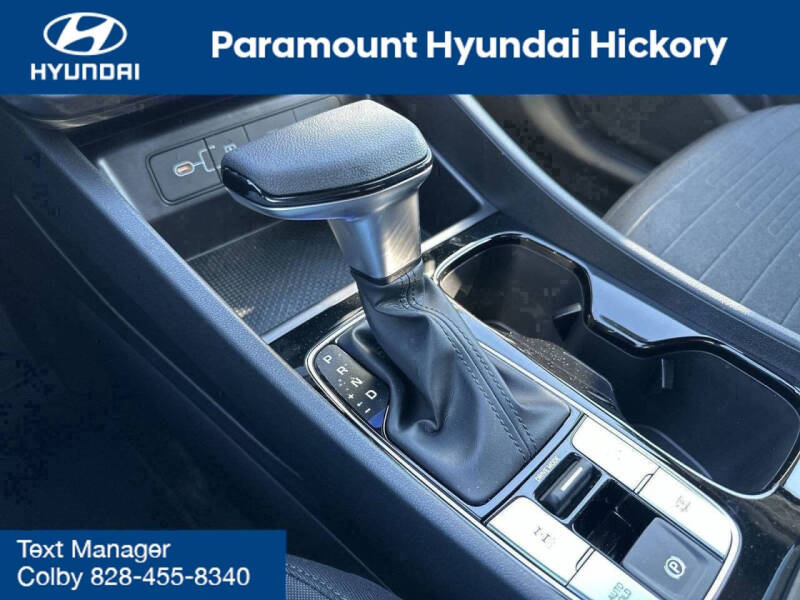 2025 Hyundai Santa Cruz SE