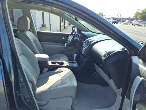 2012 Nissan Rogue SV w/SL Package