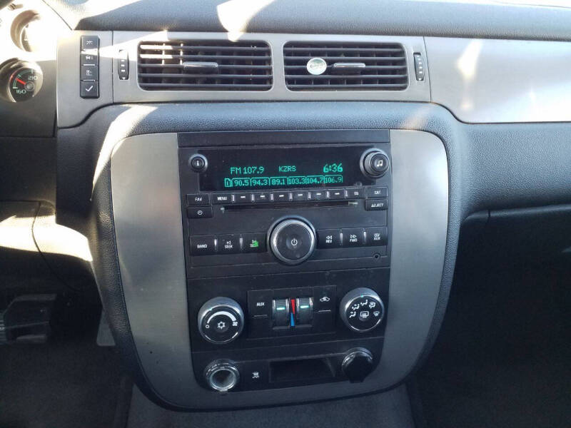 2008 Chevrolet Suburban LS