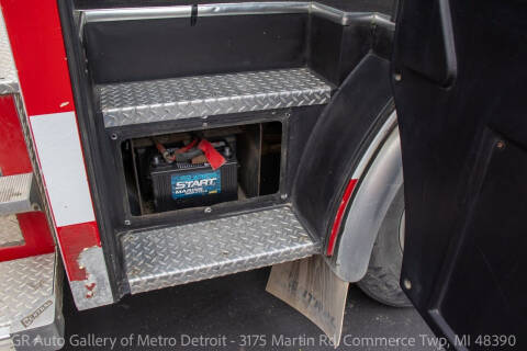 2001 Hendrickson Firetruck