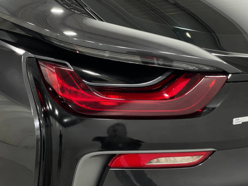 2015 BMW i8