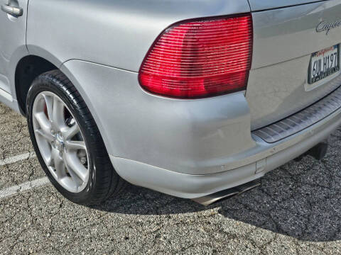 2005 Porsche Cayenne Turbo