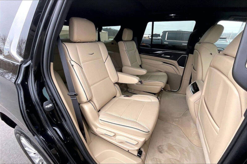 2022 Cadillac Escalade Premium Luxury