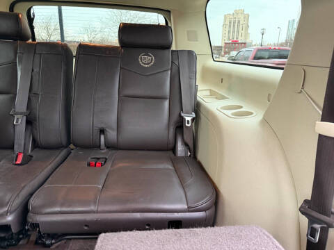 2014 Cadillac Escalade ESV Platinum