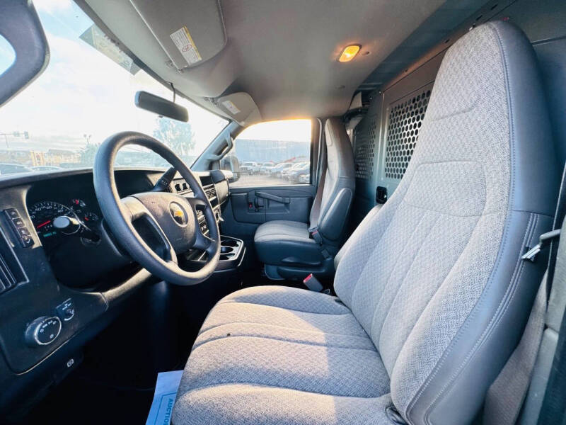2018 Chevrolet Express 2500