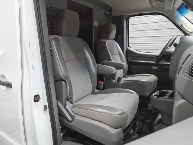 2016 Nissan NV