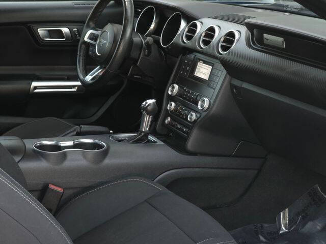2021 Ford Mustang EcoBoost