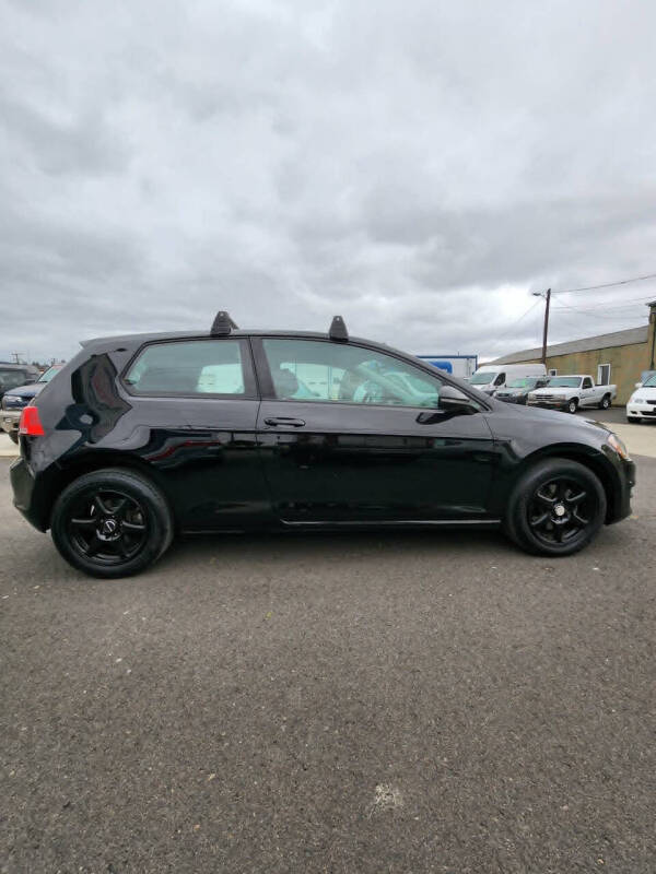 2015 Volkswagen Golf TSI Launch Edition