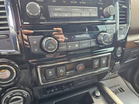 2021 Nissan Titan Platinum Reserve