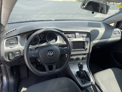 2015 Volkswagen Golf TSI S