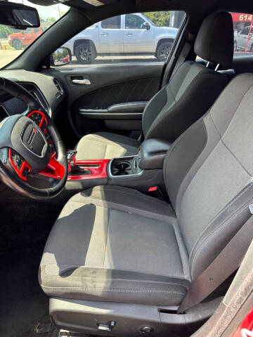 2016 Dodge Charger SXT