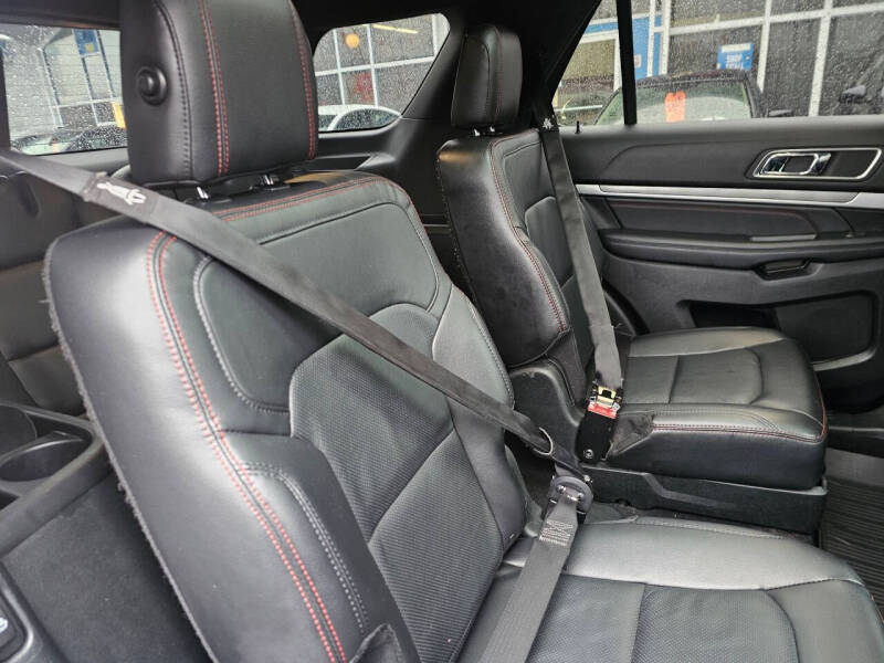 2018 Ford Explorer Sport