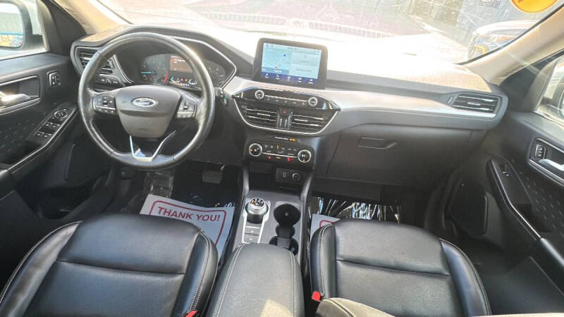 2020 Ford Escape SEL