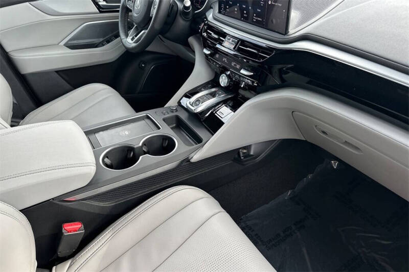 2026 Acura MDX SH-AWD w/Tech