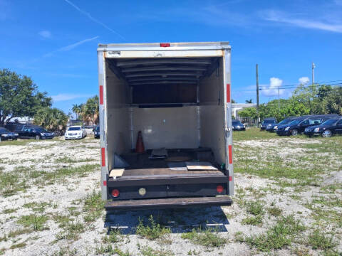 2009 Ford E-Series E-350 SD