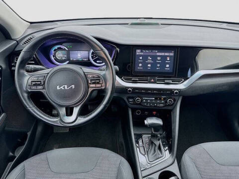 2022 Kia Niro Plug-In Hybrid LXS