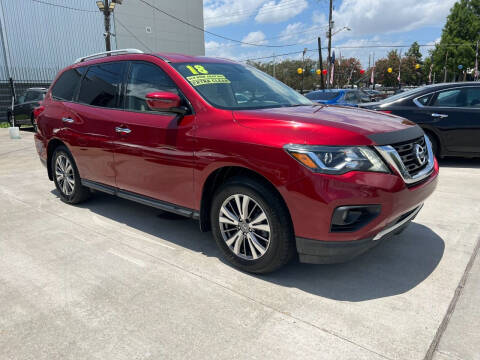 2018 Nissan Pathfinder SV